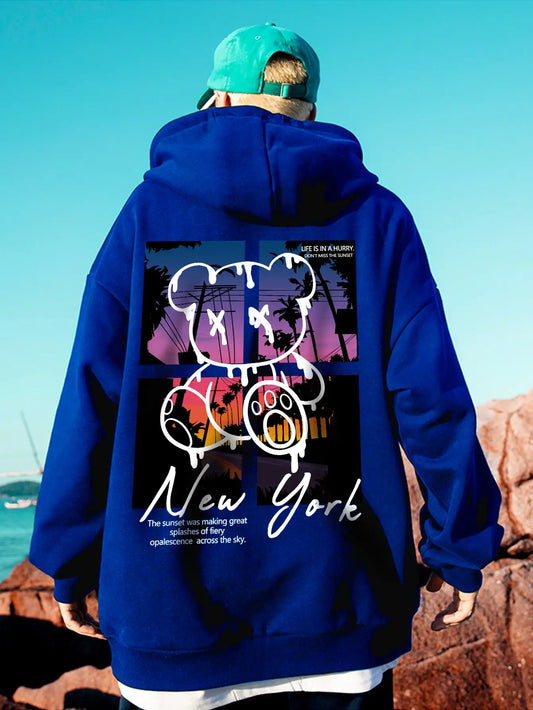 Classic New York Art  Bear Scenery Design Hoodie